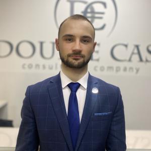 Финансовый Консультант Double Case - Андрей Качмарик