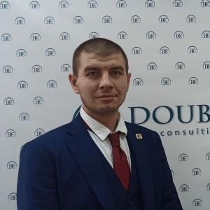 Фінансовий консультант Double Case - Богдан Борщов